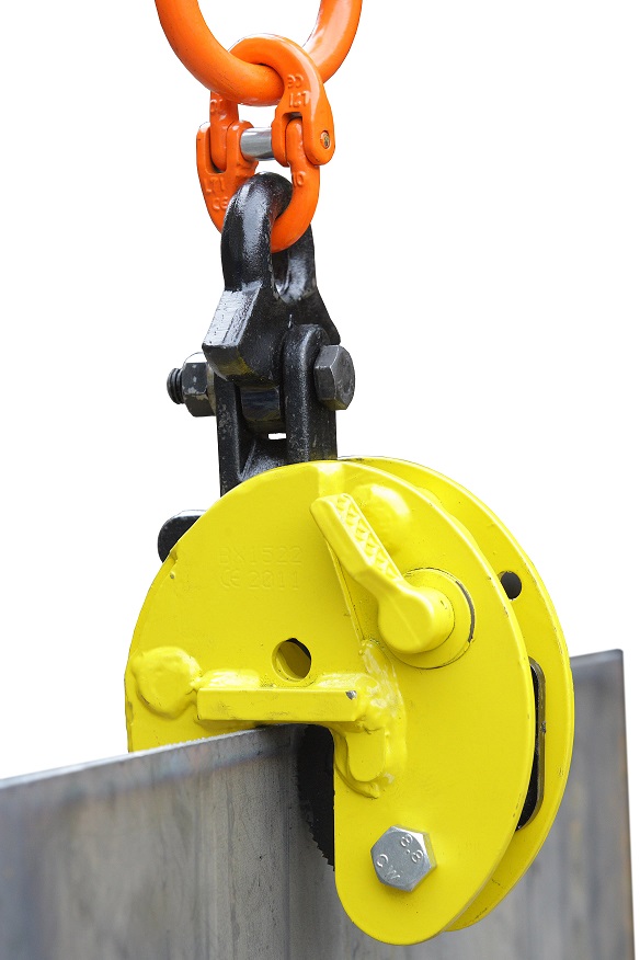 Jakie uchwyty do blach wybrać? Bezpieczny uchwyt do arkuszy